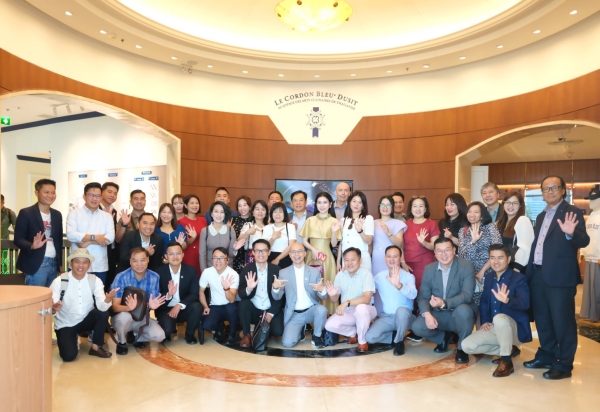 VIETNAM - THAILAND EXPERIENCE PROGRAM 2026 DUSIT INTERNATIONAL X VIETNAM HOSPITALITY DELEGATION