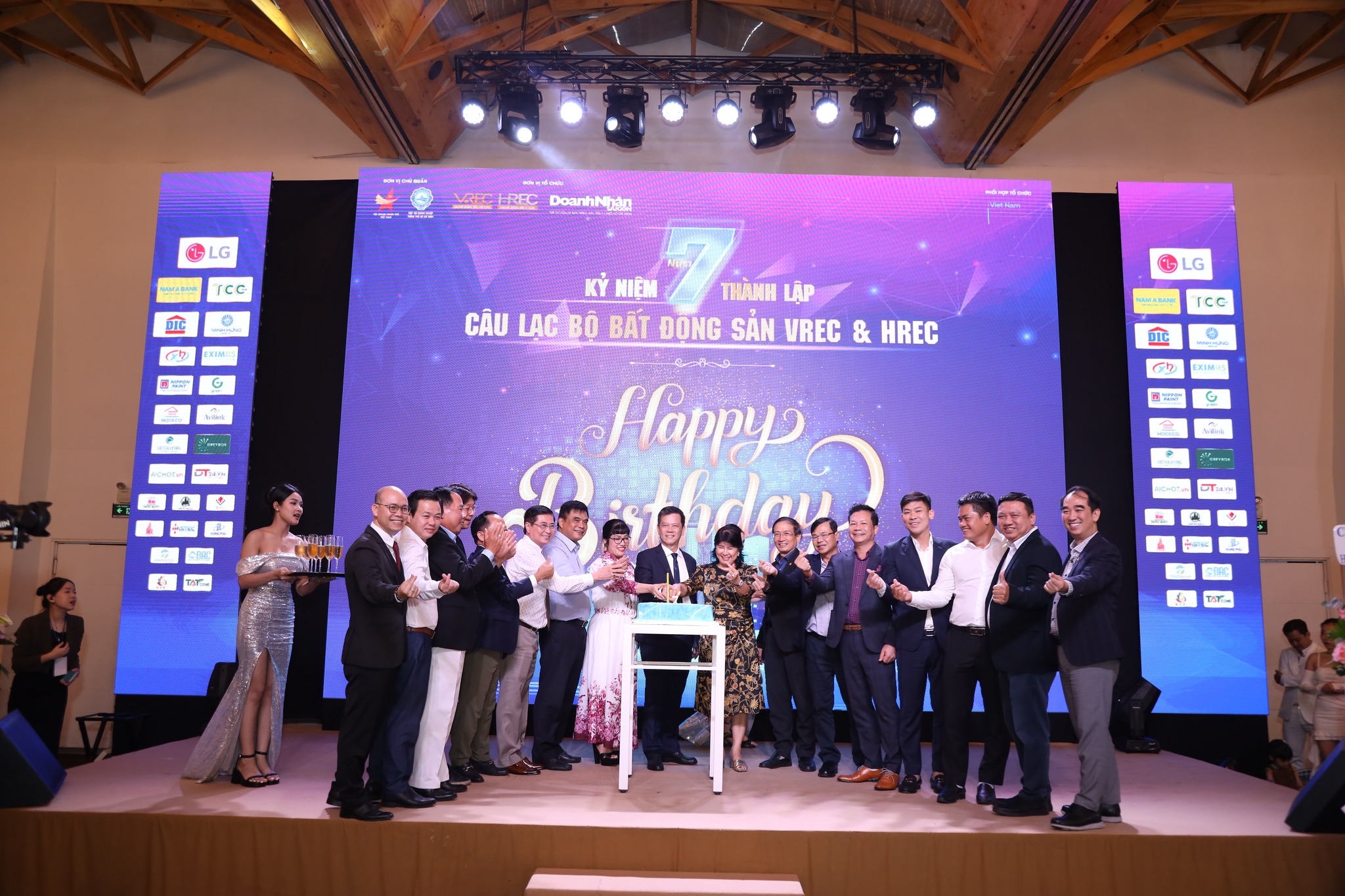 KỶ NIỆM 7 NĂM THÀNH LẬP CÂU LẠC BỘ BẤT ĐỘNG SẢN VREC & HREC